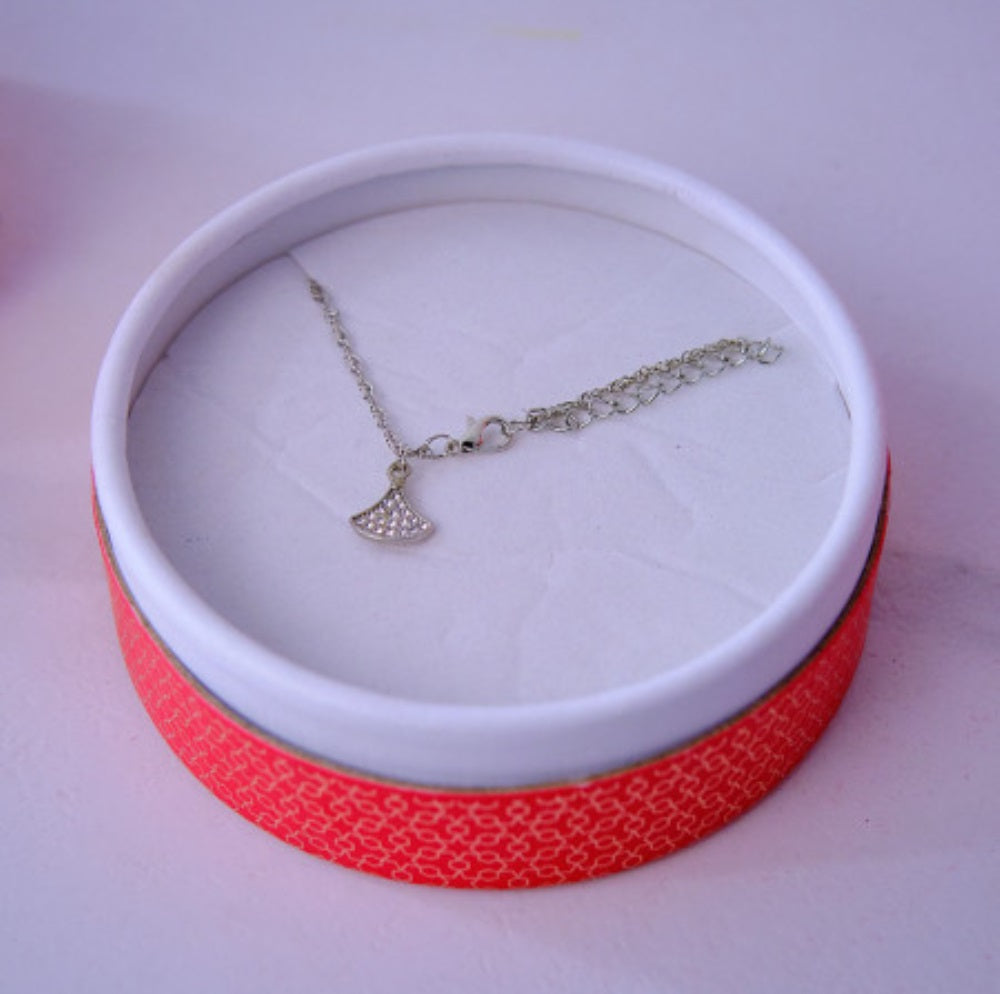 Eternal Red Roses Jewelry Gift Box