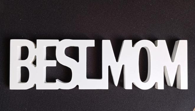 Unique and Thoughtful Gift for the Best Mom on Mother's Day, Wooden Letters Best Mom Freestanding Letters (white, 30cm)